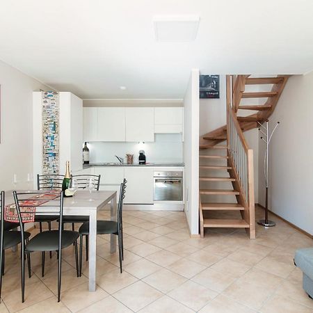 Grape Attic 72 - The House Of Travelers Apartment Como Bagian luar foto