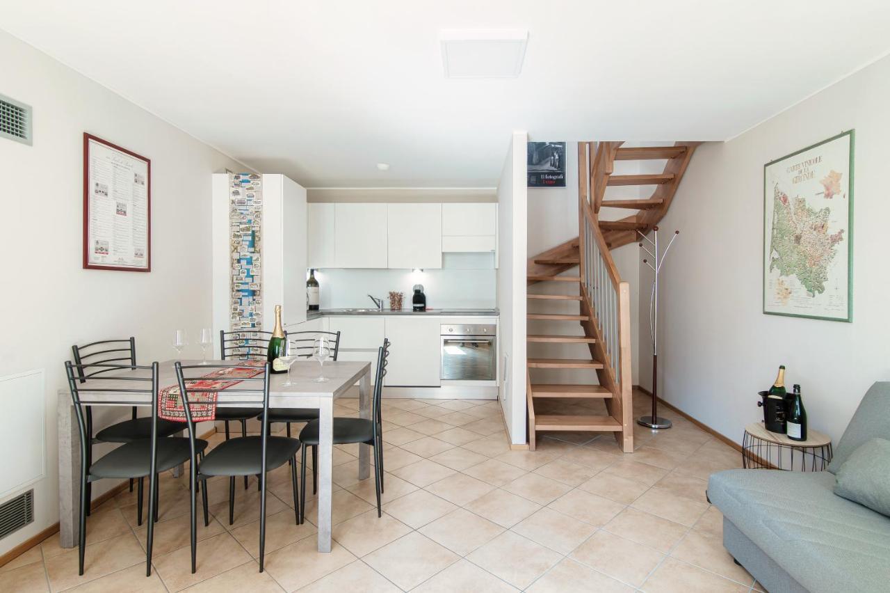 Grape Attic 72 - The House Of Travelers Apartment Como Bagian luar foto