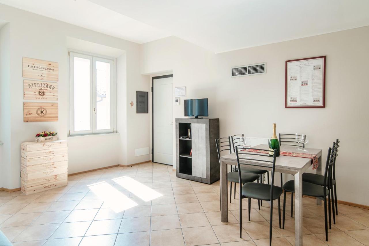 Grape Attic 72 - The House Of Travelers Apartment Como Bagian luar foto
