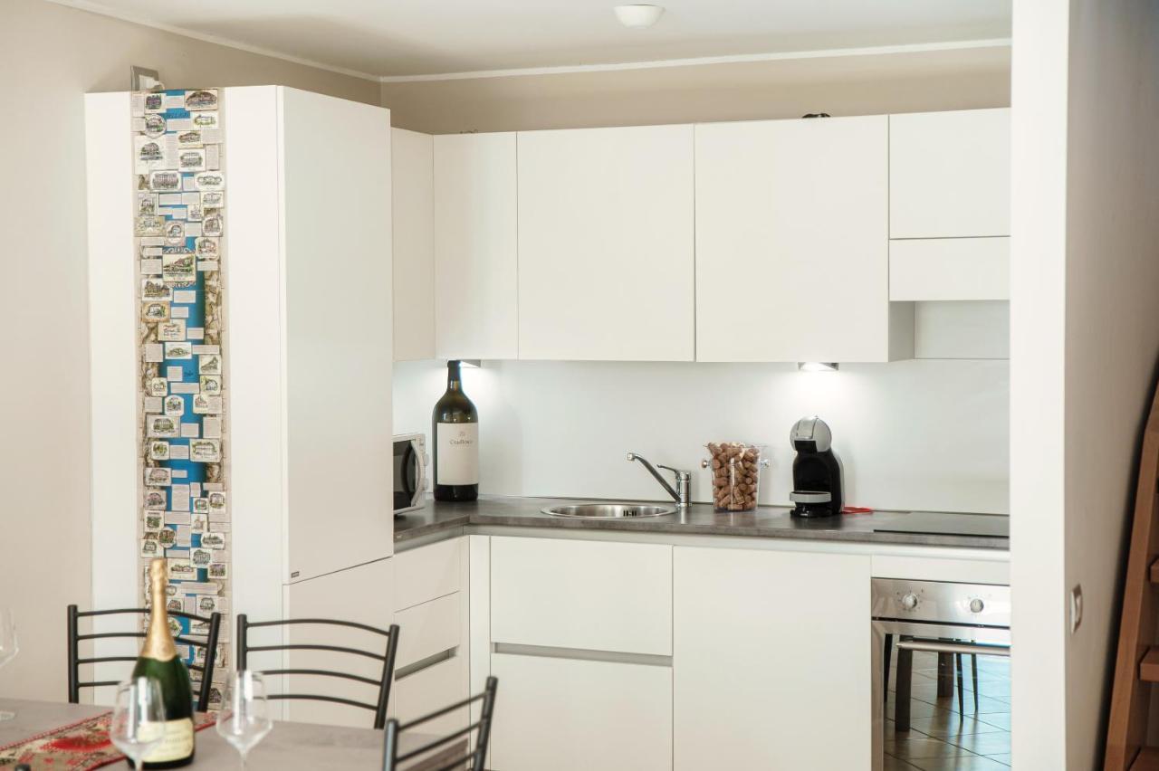 Grape Attic 72 - The House Of Travelers Apartment Como Bagian luar foto